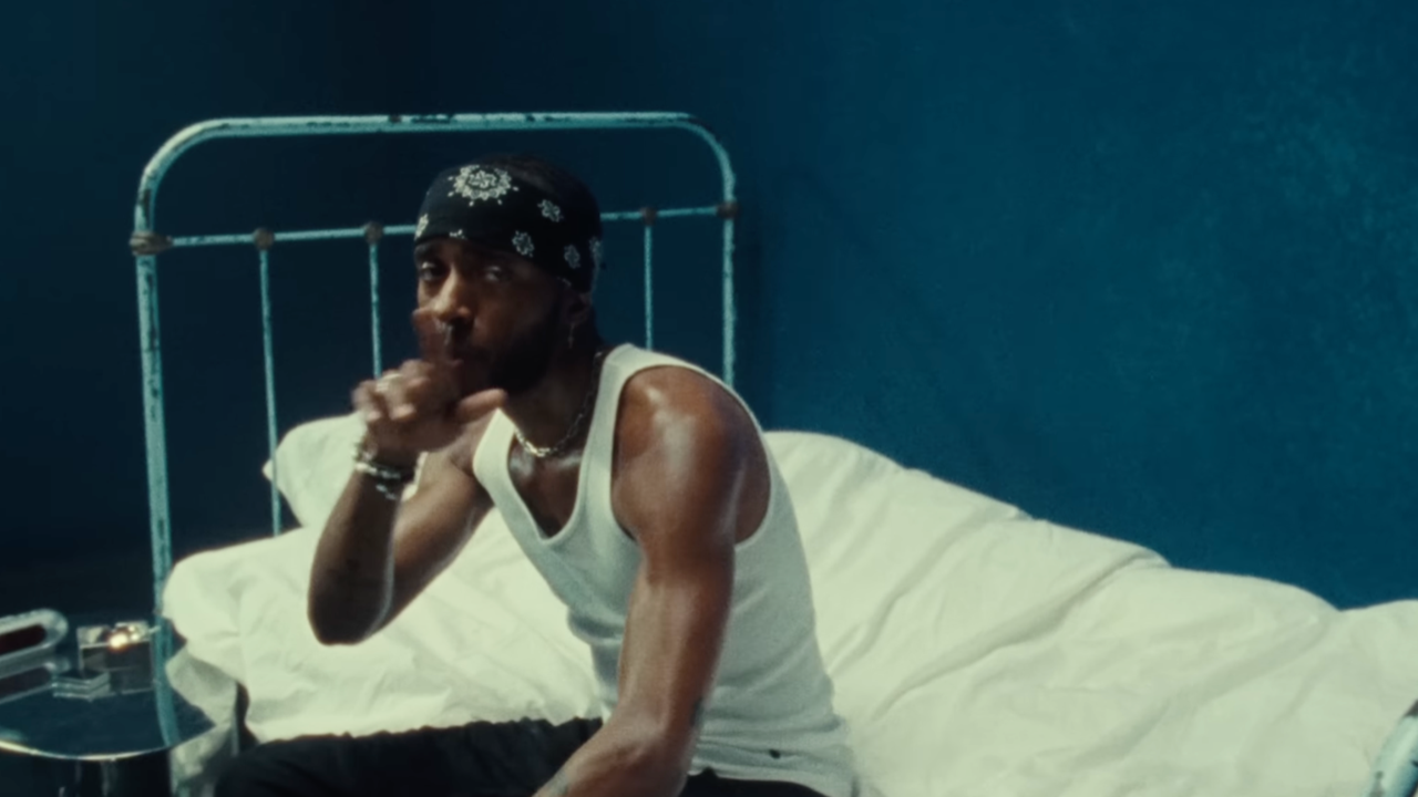 6lack dévoile le clip de "Preach"