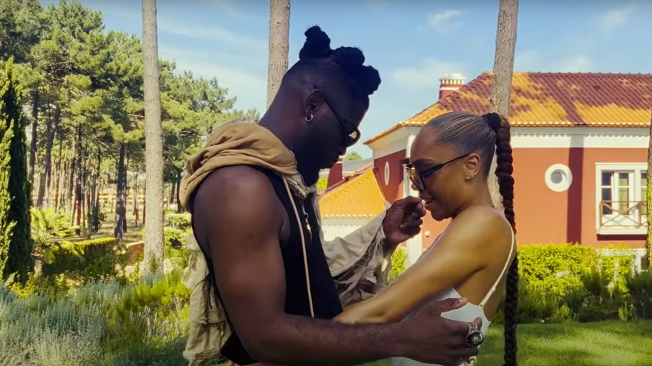 Agatchu frappe fort avec "Chances"