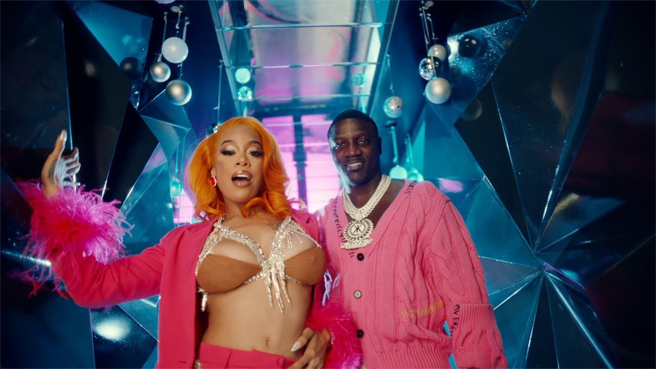 Akon retourne dans le temps avec "PROLLY CUT"