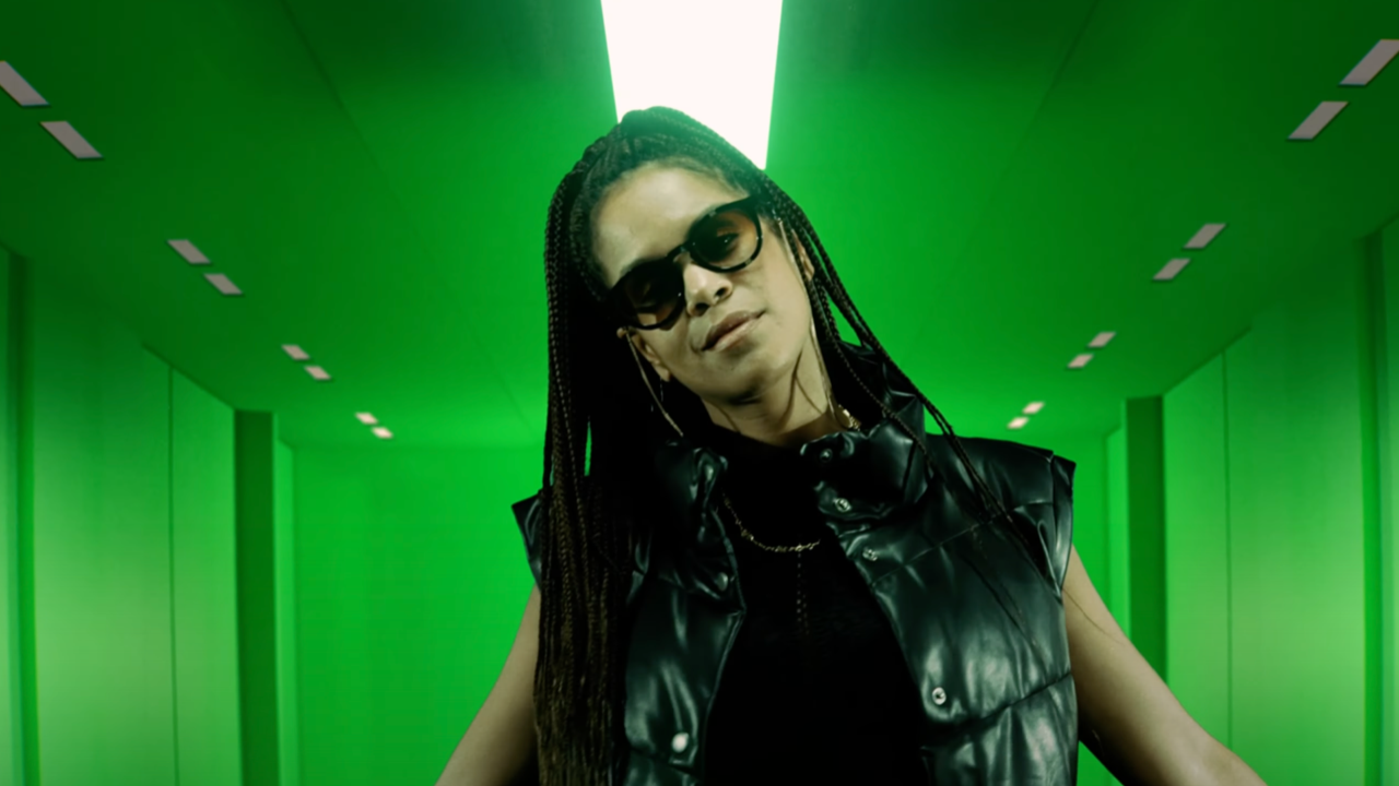 Almä Mango donne le "Feu Vert"