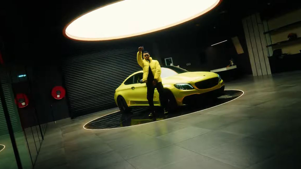 Anas dévoile le clip de "Normal"