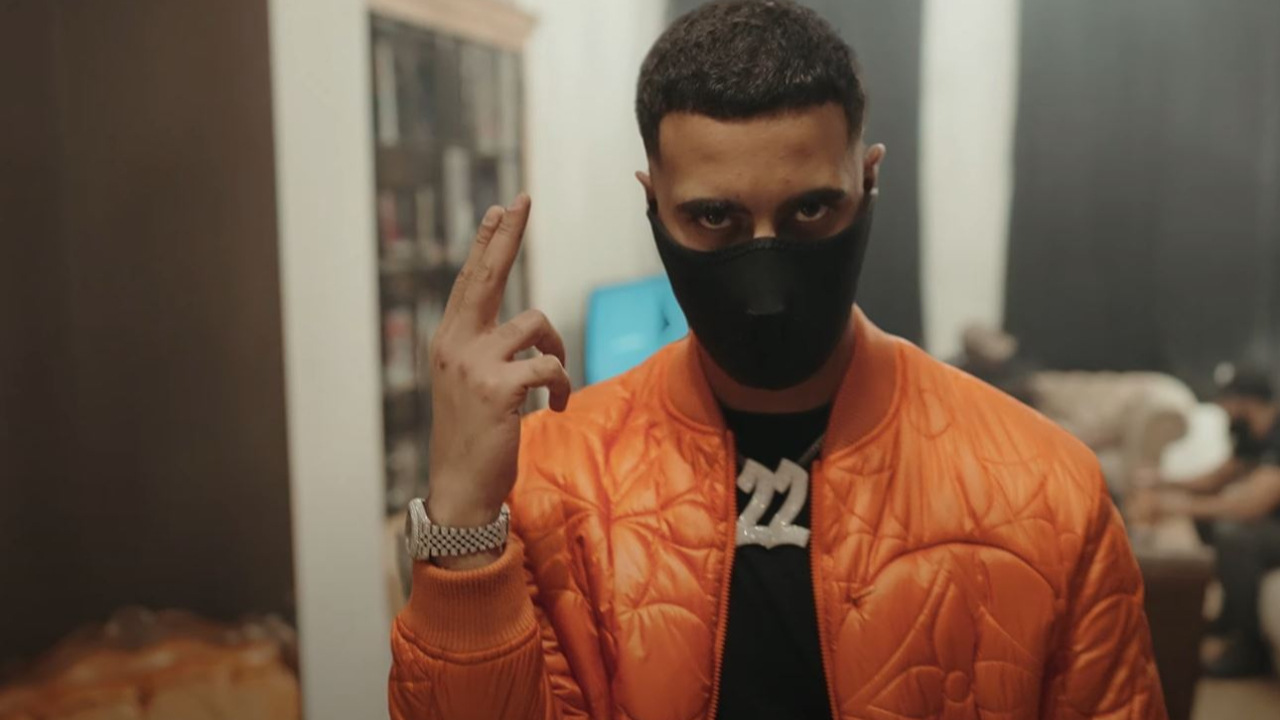 Ashe 22 déjà de retour avec "Splash pt. 6" Ashe 22 déjà de retour avec "Splash pt. 6"