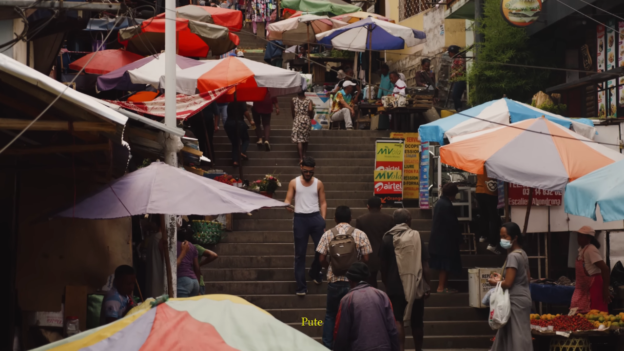 B.B Jacques nous offre un double clip incroyable.