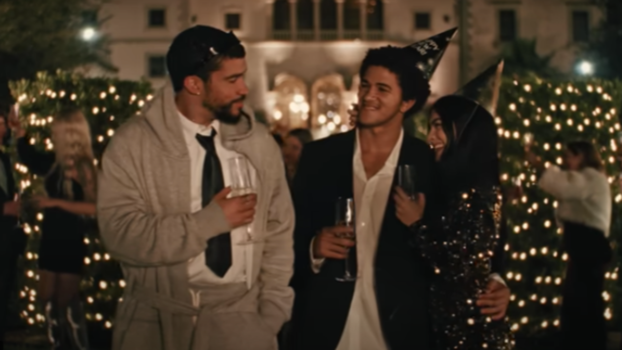 Bad Bunny fuit le mariage dans "No Me Quiero Casar" Bad Bunny fuit le mariage dans "No Me Quiero Casar"