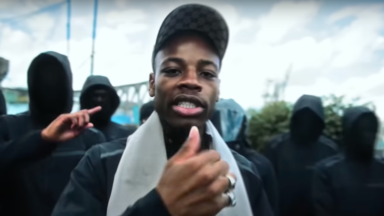 Beendo Z s'habitue à la "Garde à vue"