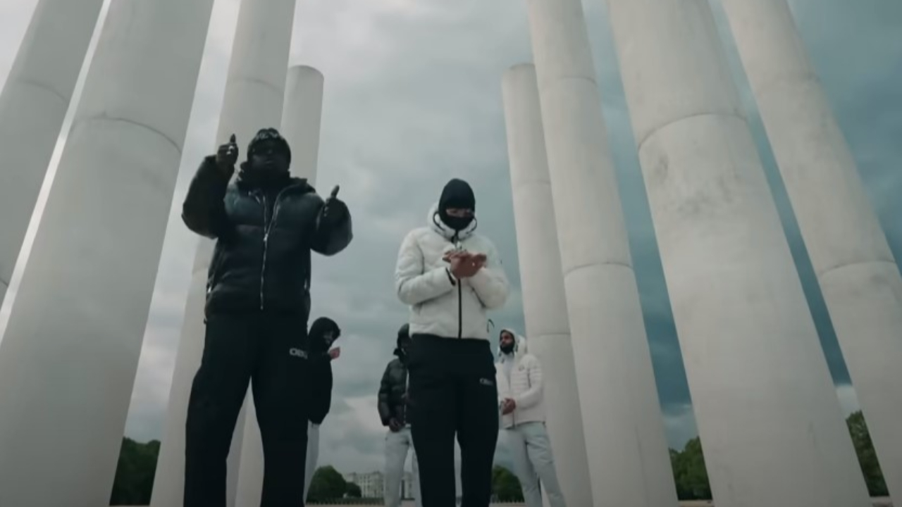 Black Jack et OBS nous livrent un couplet "Intemporel"