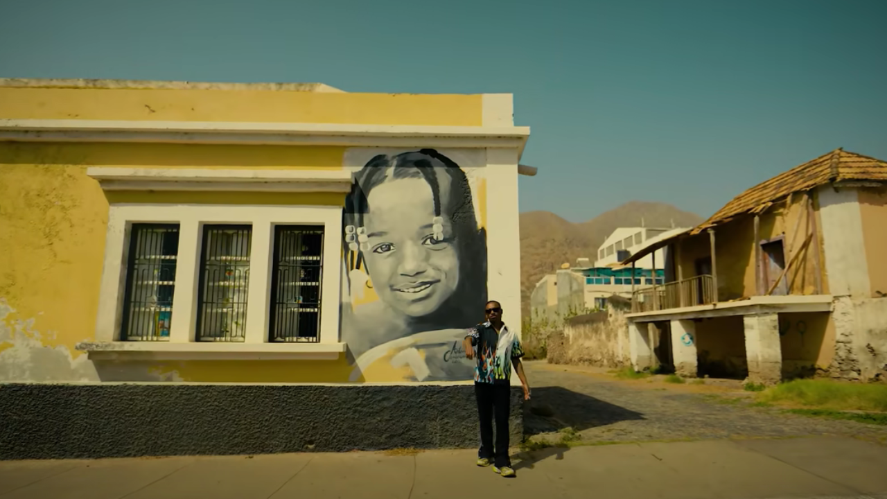 Bouss dévoile "Parler tout bas"