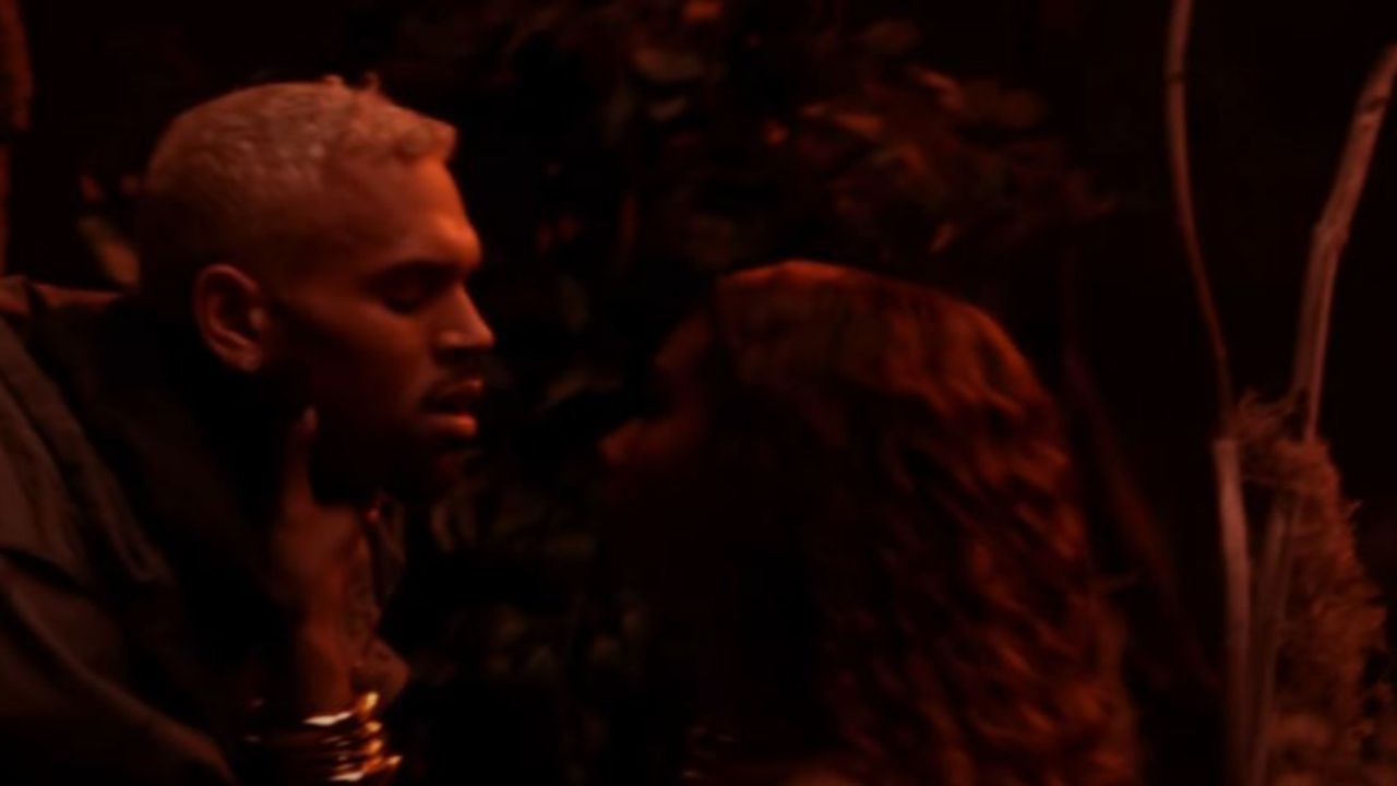 Chris Brown livre un double clip avec "Angel Numbers / Ten Toes" Chris Brown livre un double clip avec "Angel Numbers / Ten Toes"
