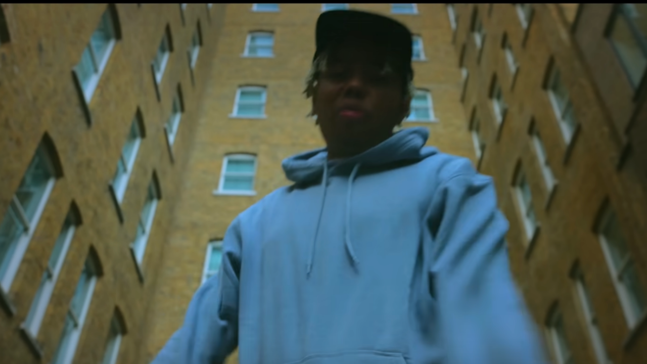 Cordae se sent "Feel It In The Air"