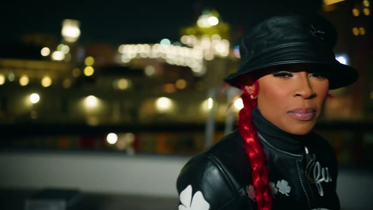 DeJ Loaf a besoin de "100 Million"