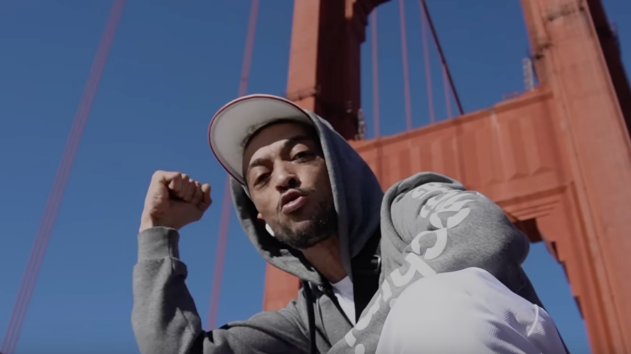 Demi Portion est "Sous les ponts"