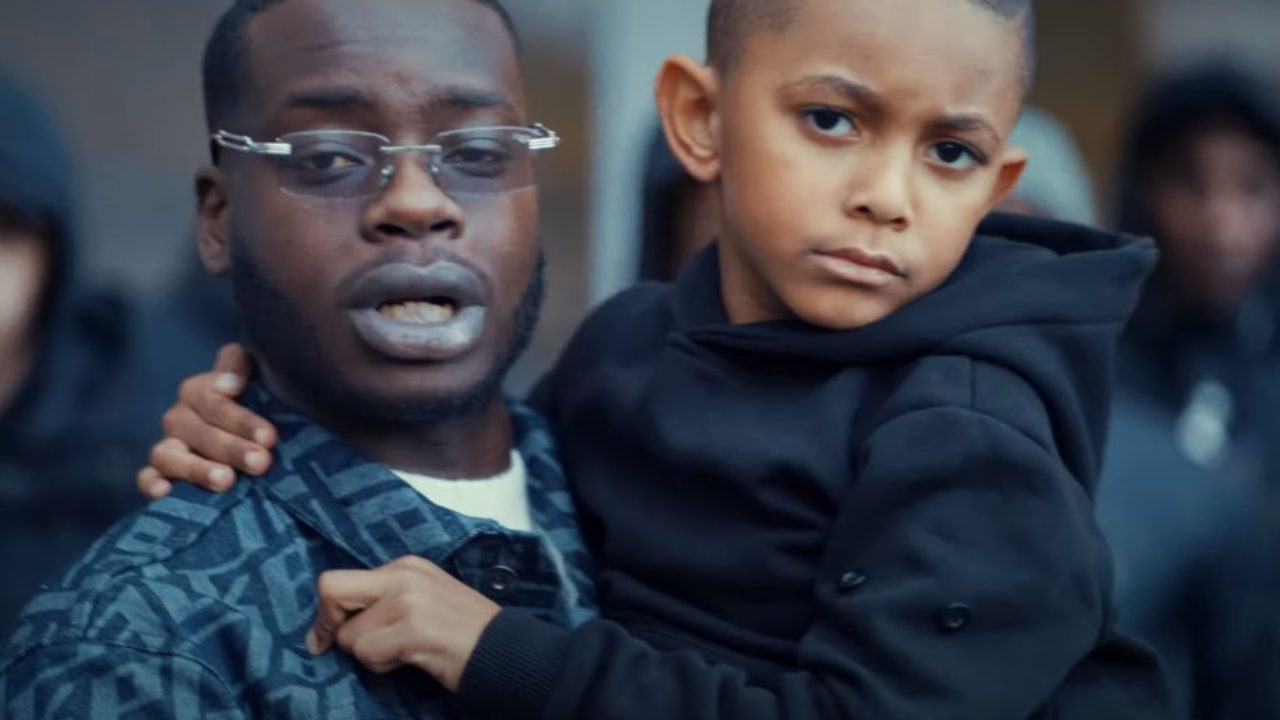 Dinero déroule dans "3X"