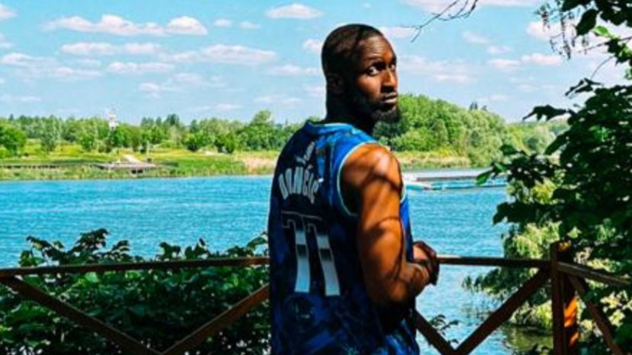 DJEFFI balance un nouveau titre :  "Des Années"