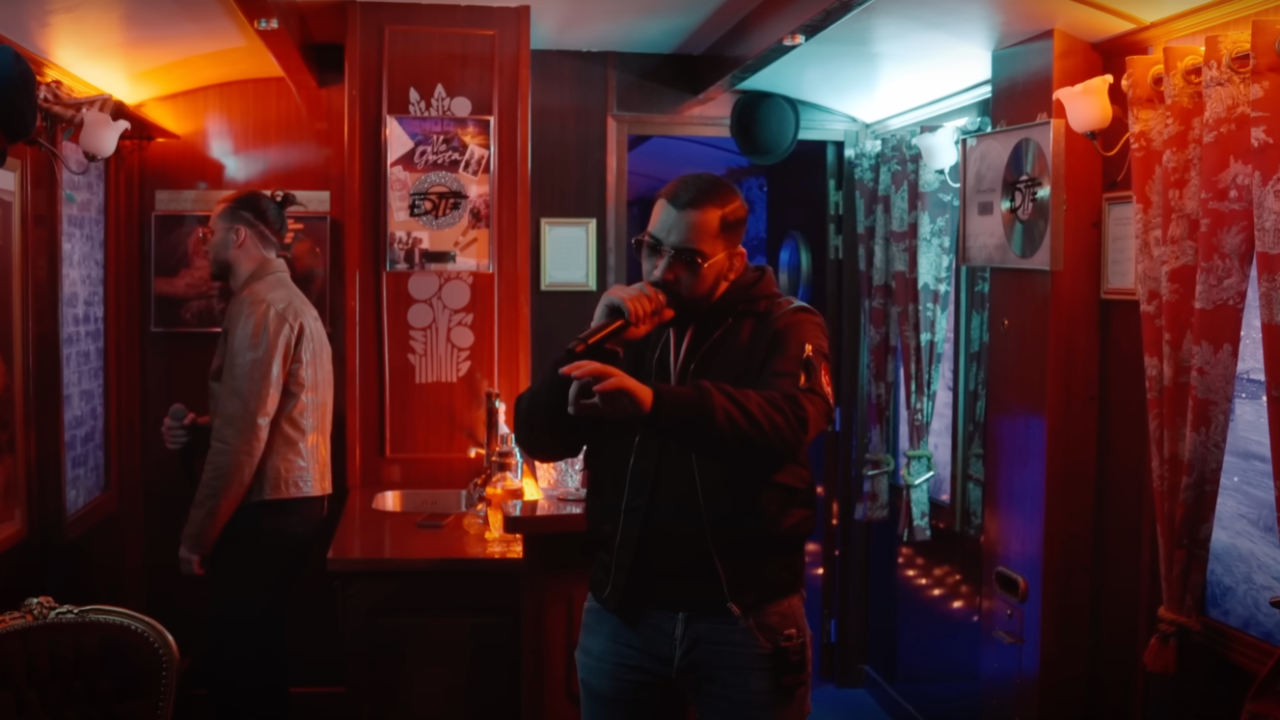 DTF interprète "Bilan" en live