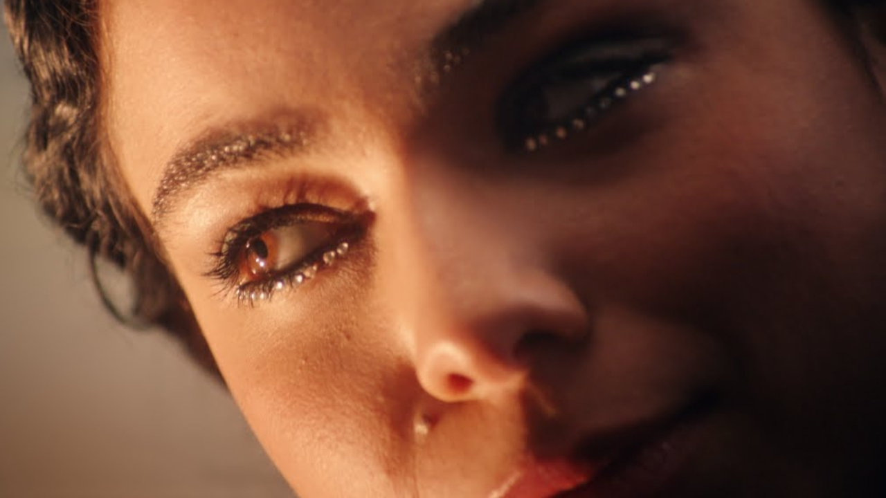 Elia dévoile "Autour de toi"