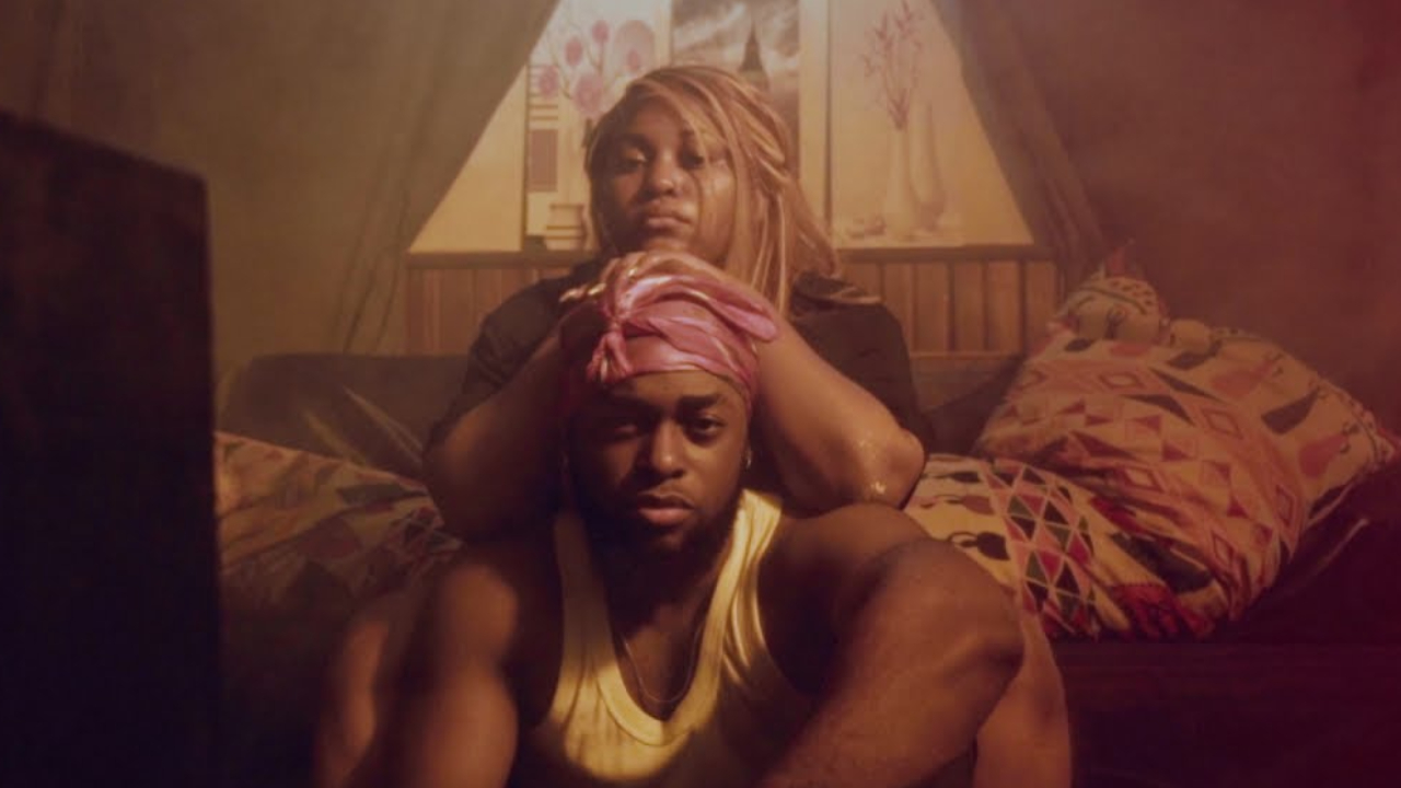 Emma'a est désolée dans "Rappelle-Moi"