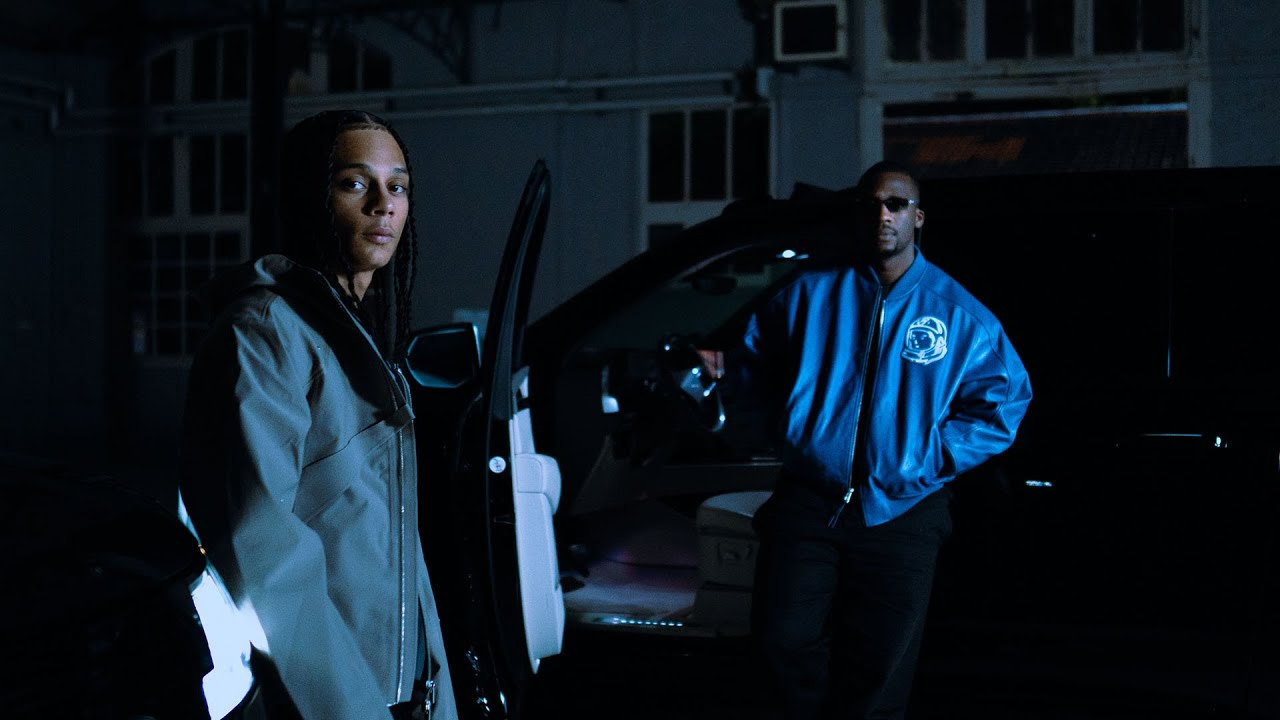 Favé et SDM en mode mélancolie dans "Parle-moi" Favé et SDM en mode mélancolie dans "Parle-moi"