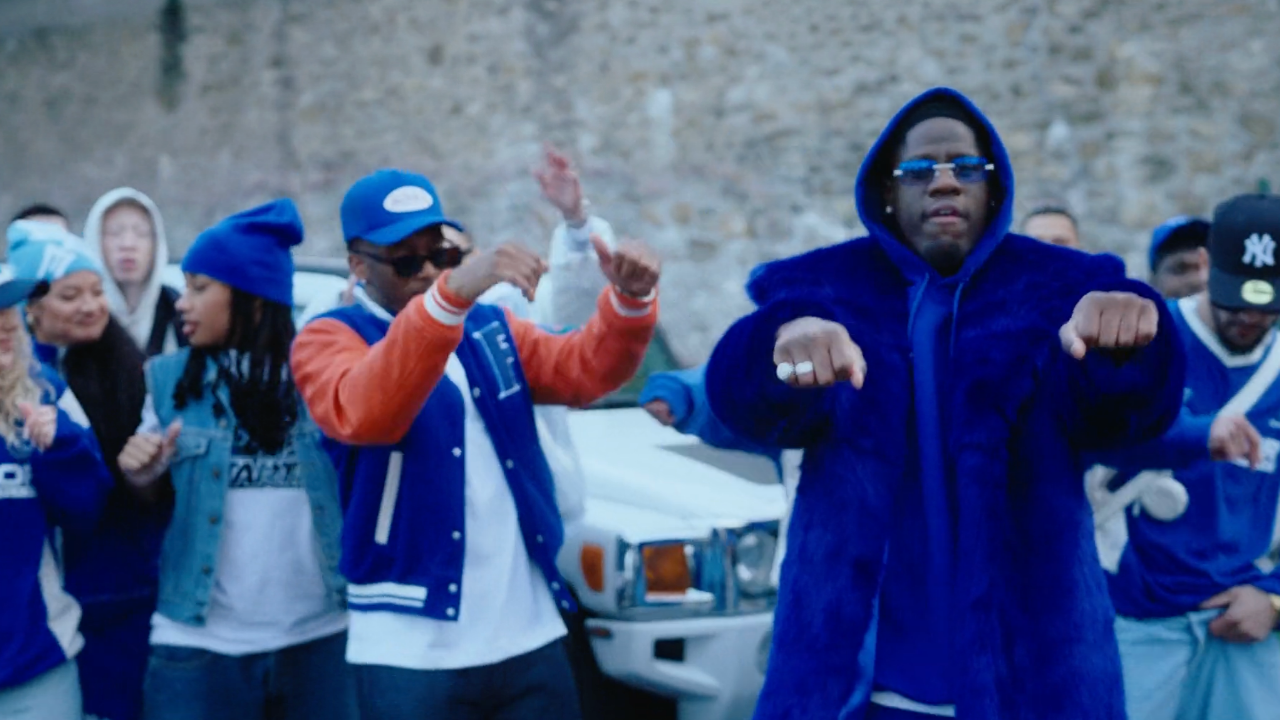 Franglish présente son "Squad" avec son "Petit coeur" Franglish présente son "Squad" avec son "Petit coeur"