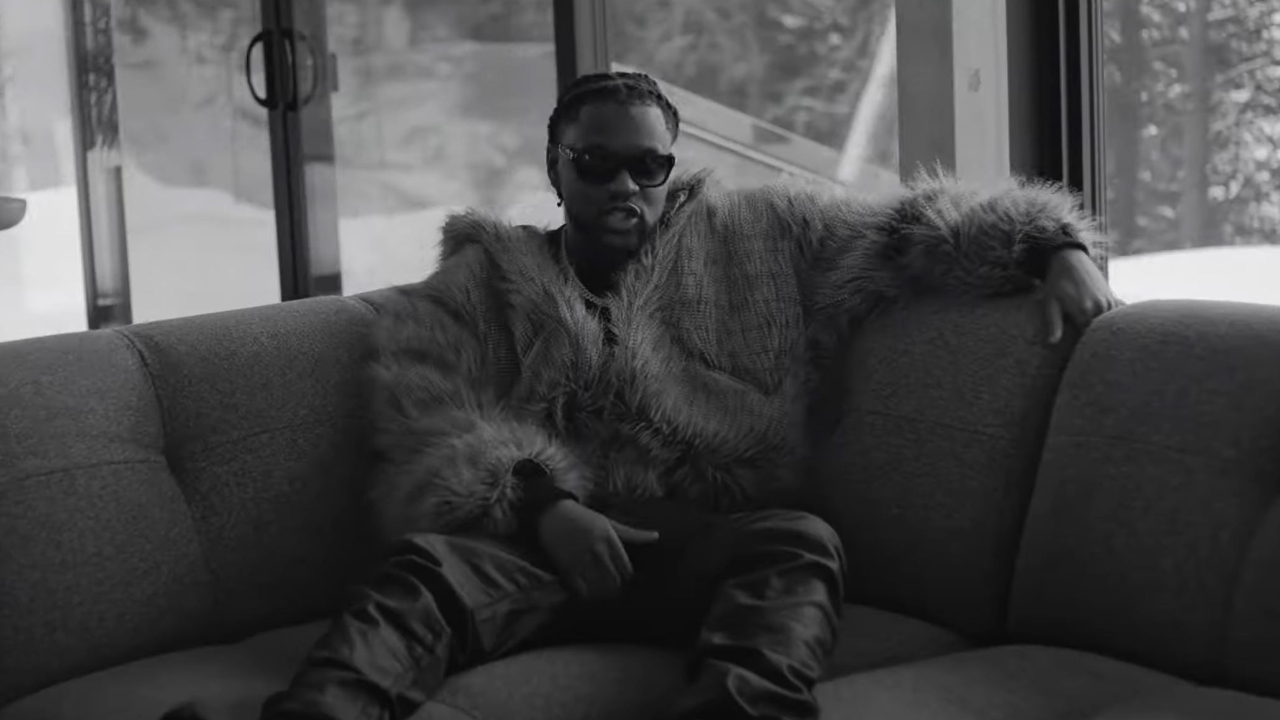 Guy2Bezbar fait fort avec "Bébé à moi"