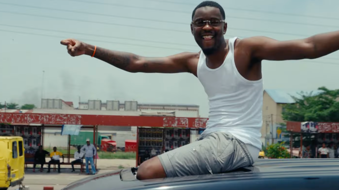 Guy2Bezbar kicke dans "La Calle 5" Guy2Bezbar kicke dans "La Calle 5"