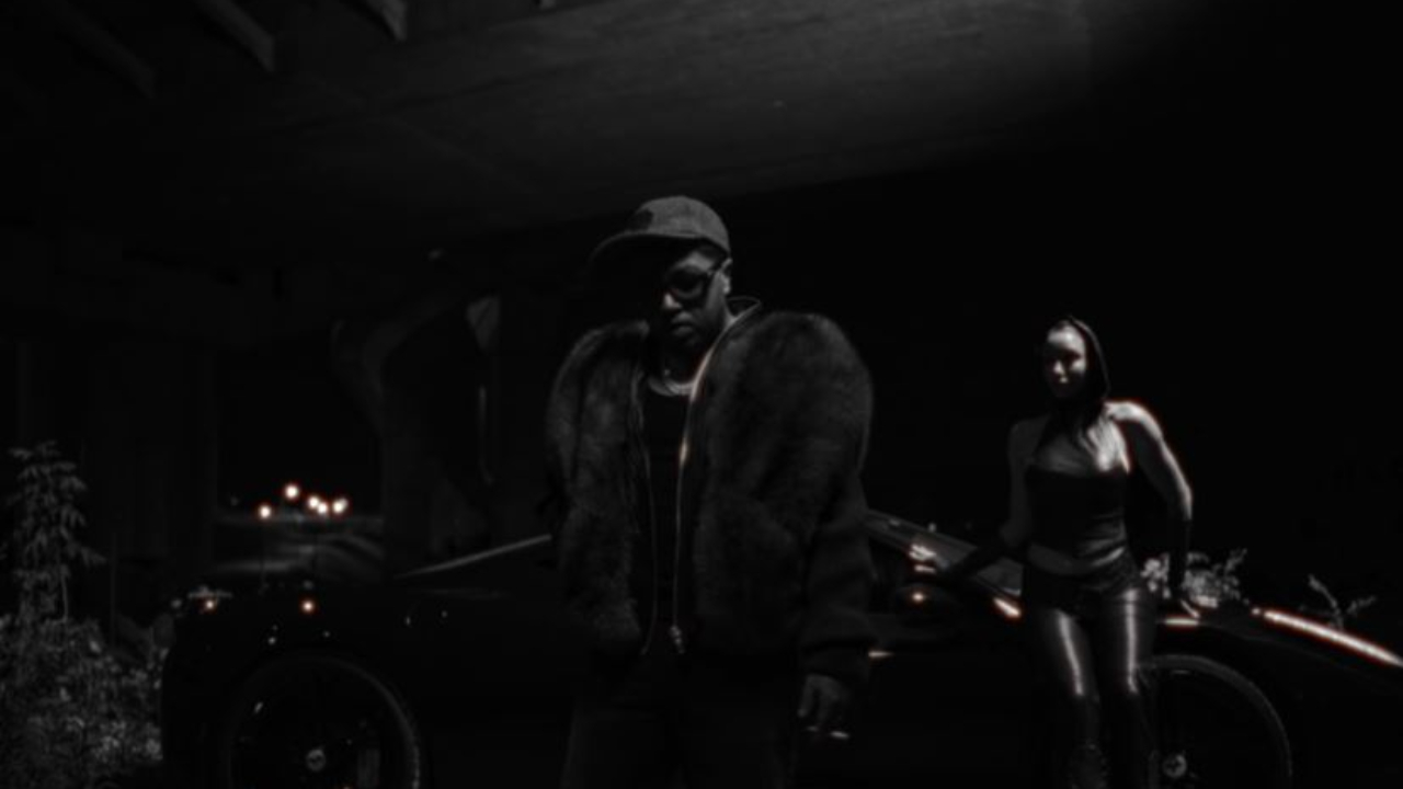 Hamza en lover contrarié dans "Encore une nuit"