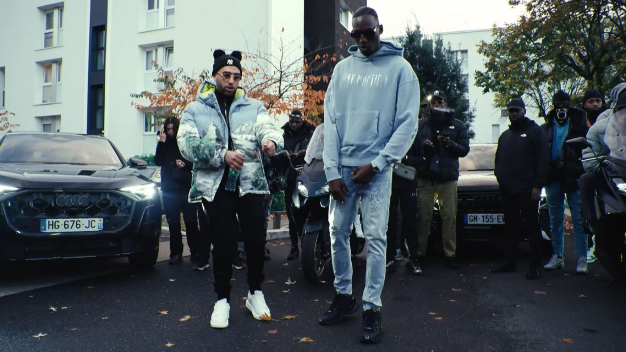 Heuss l'Enfoiré et 2 Mètres font des "A-R" Heuss l'Enfoiré et 2 Mètres font des "A-R"