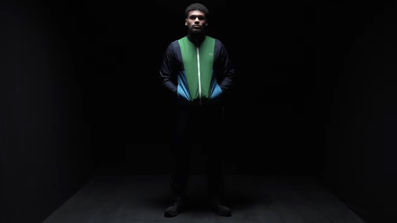 Heykel allume le système dans "Anomalie"