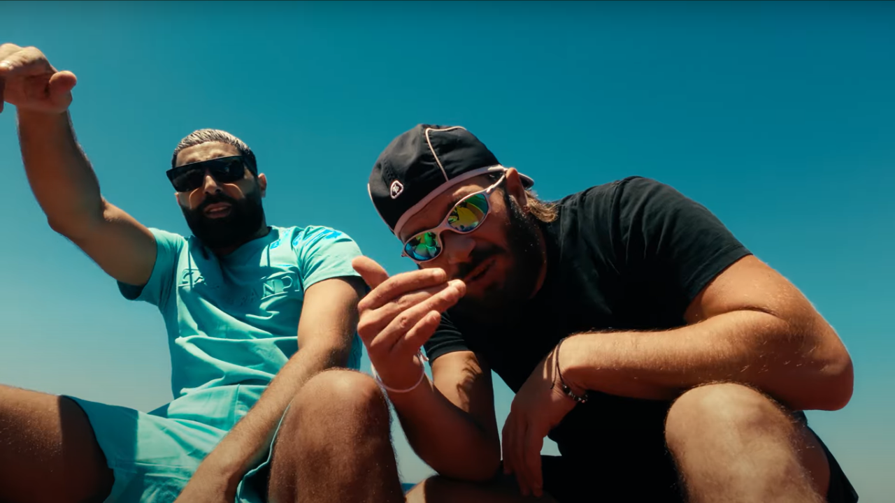 Houari s'associe avec Jul pour le son "Tana"