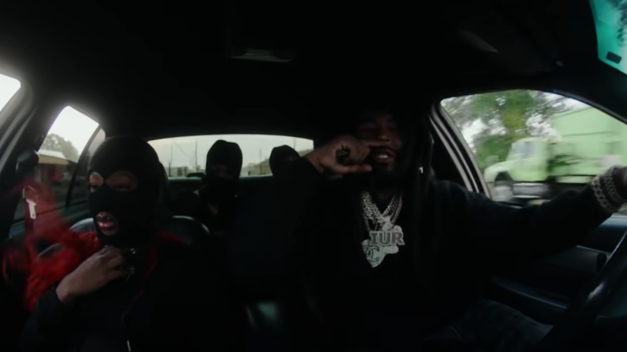 Icewear Vezzo explose tout dans "Pouring Wok"