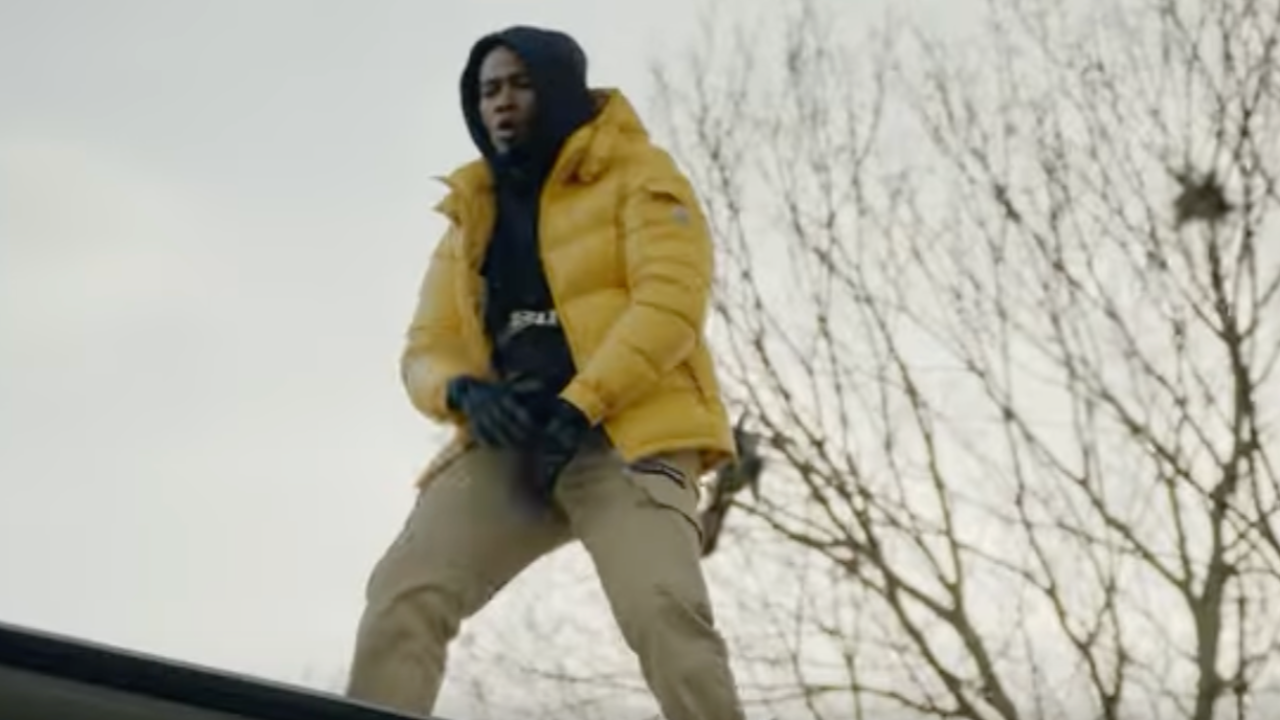 IK (TLF) nous explique ce que "C'est la rue" IK (TLF) nous explique ce que "C'est la rue"