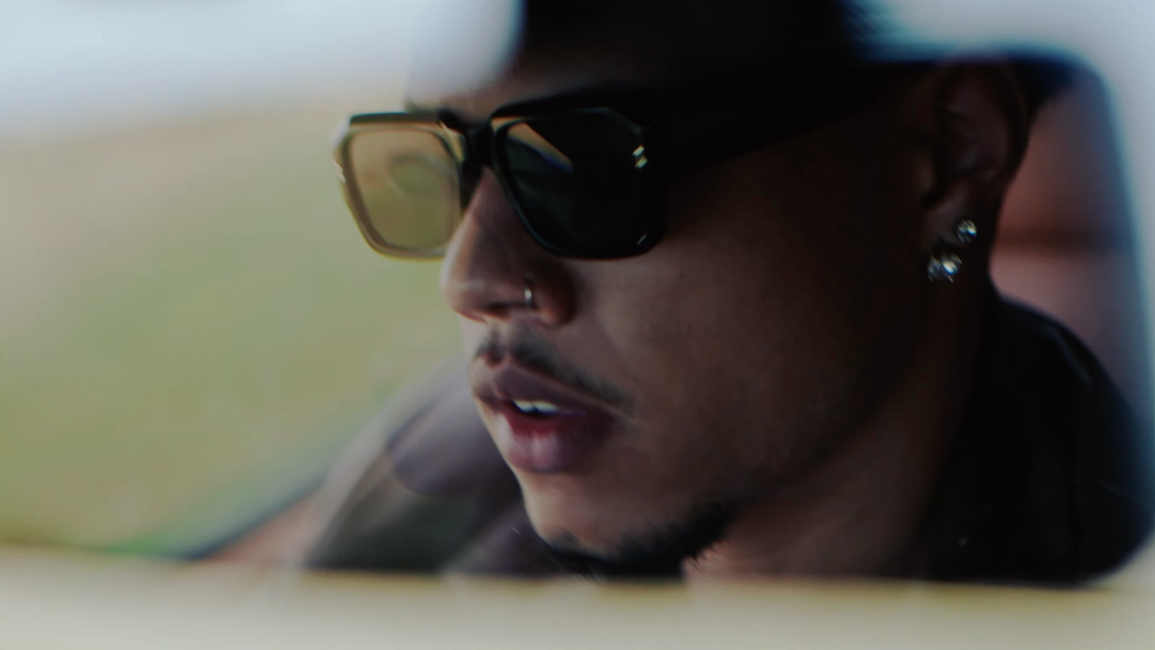 IPNDEGO fait ses débuts en solo avec "Quart d'heure" IPNDEGO fait ses débuts en solo avec "Quart d'heure"