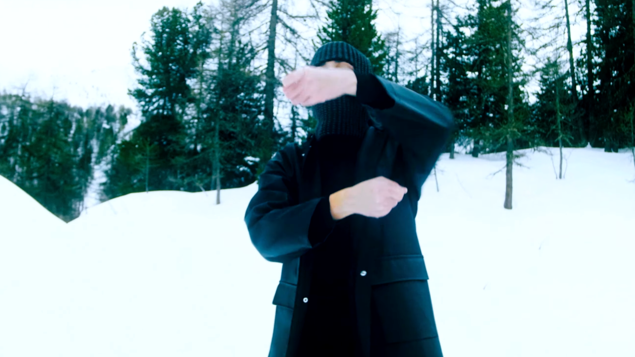 Janis dévoile un nouveau single, "Brise Du Vent"