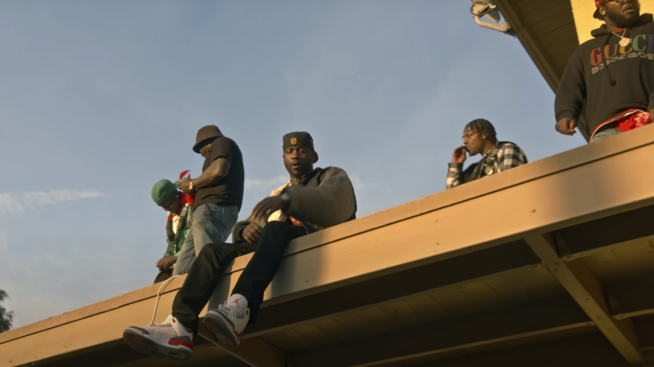 Jay Rock et Kal Banx dévoilent une journée dans leur quartier "Eastside"