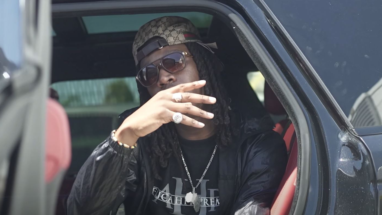 Jeune Morty dans le futur sur "Rollout"