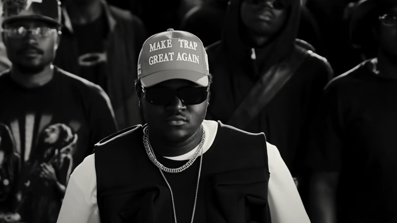 Jey Brownie nous chante son "Ghetto Gospel"