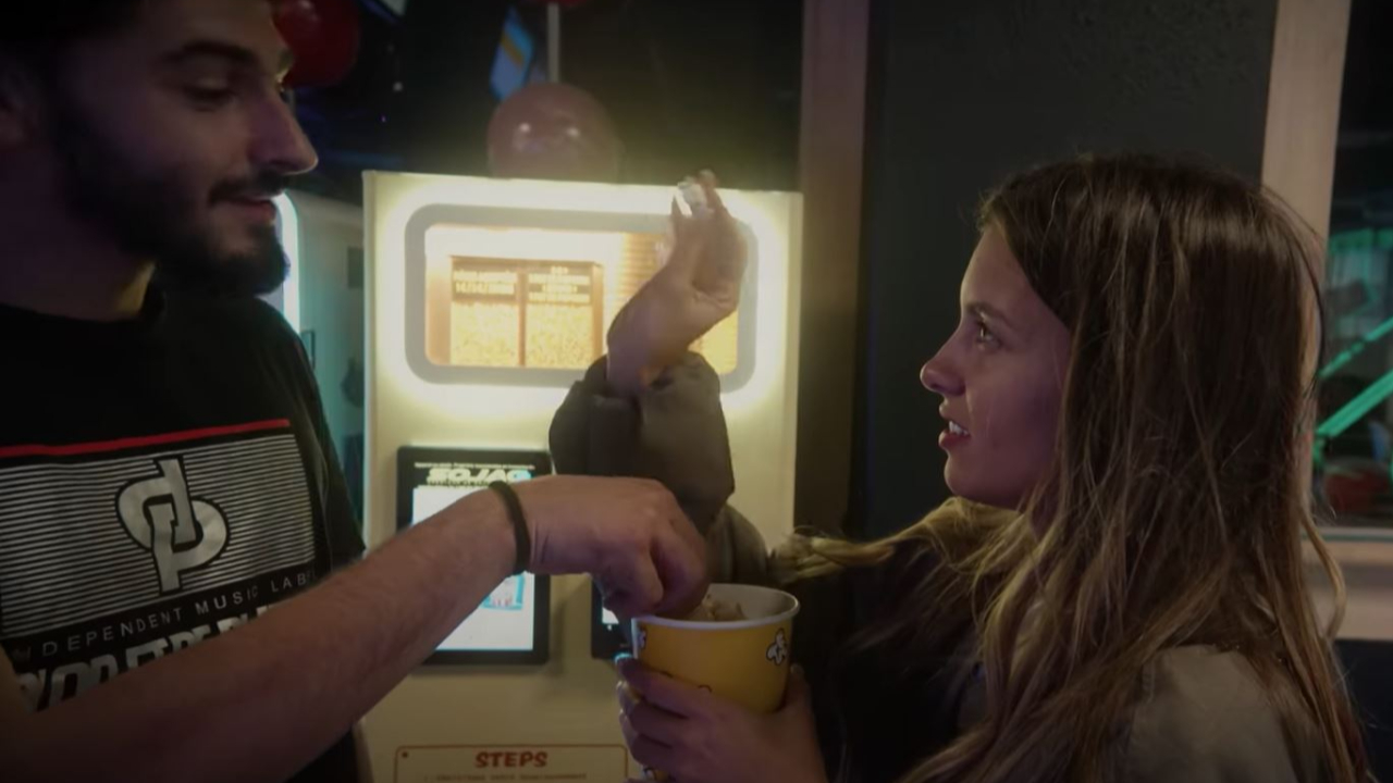 Jul amoureux dans "Un jour je l'aurai" Jul amoureux dans "Un jour je l'aurai"