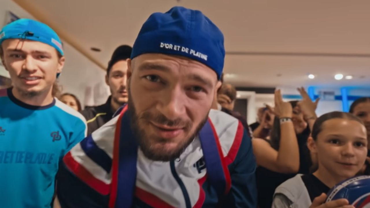 Jul avec toute sa team dans "Holà Que Tal?"