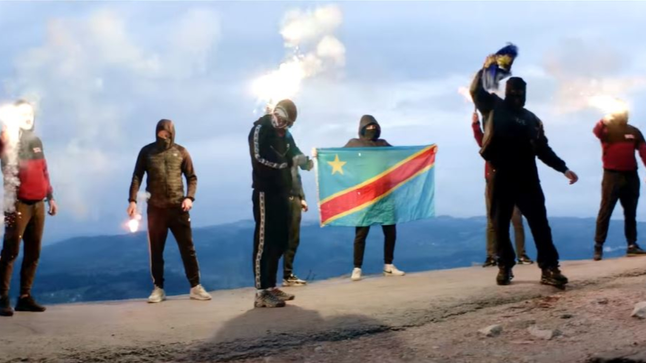 Kalash Criminel se souhaite "Une bonne santé et grave des lards"