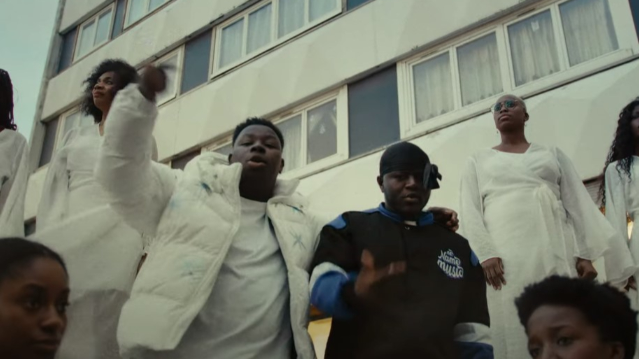 Kaneki avec Jey Brownie pour le clip de "Niya / Time"