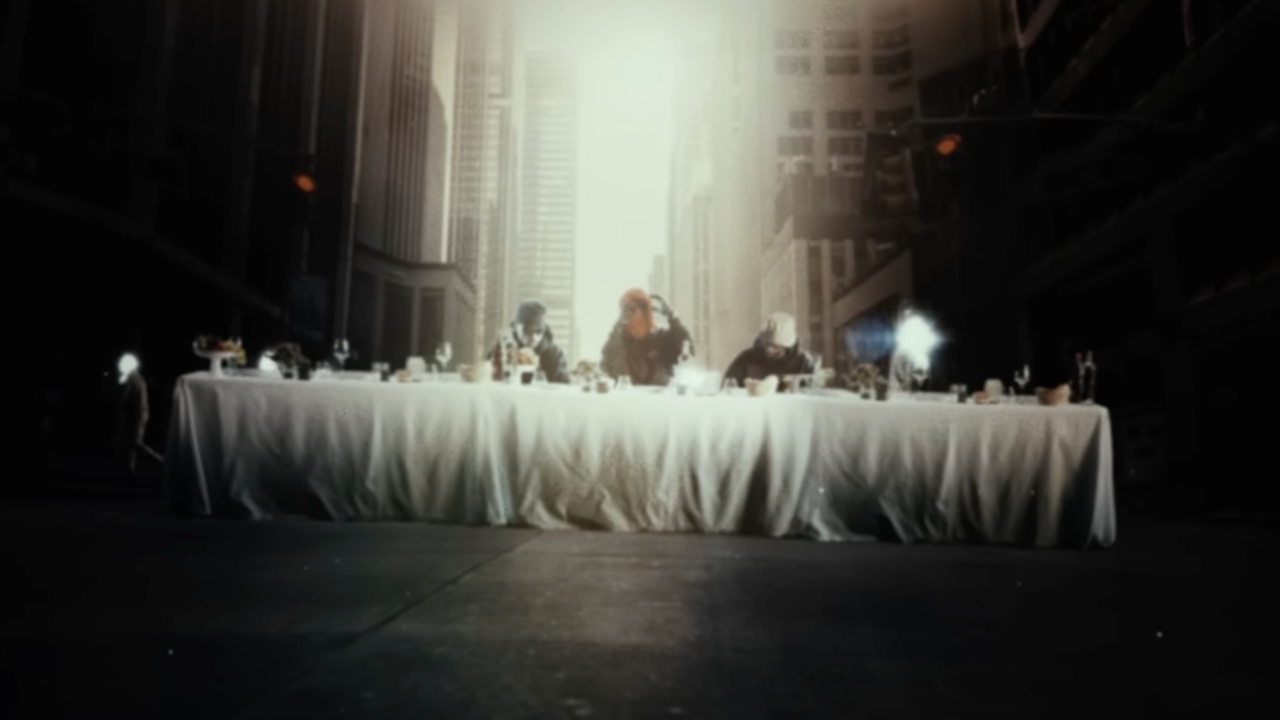 Kekra interpelle son "Ingé-son"