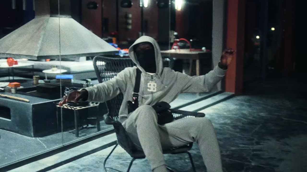 Kerchak a "Albufeira", "Marrakech" et "Kamala" dans ses trois nouveaux singles