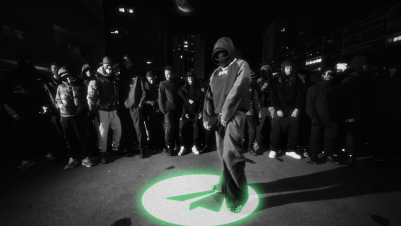 Kerchak impressionne avec le clip de "D" Kerchak impressionne avec le clip de "D"