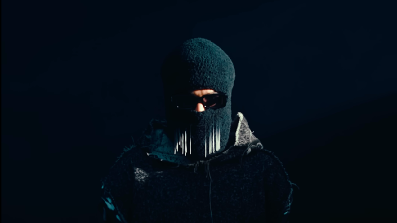 Kikesa dit "Adieu" et devient Kik