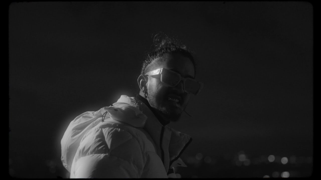 KL Low s'essaie &agrave; la "MELO"