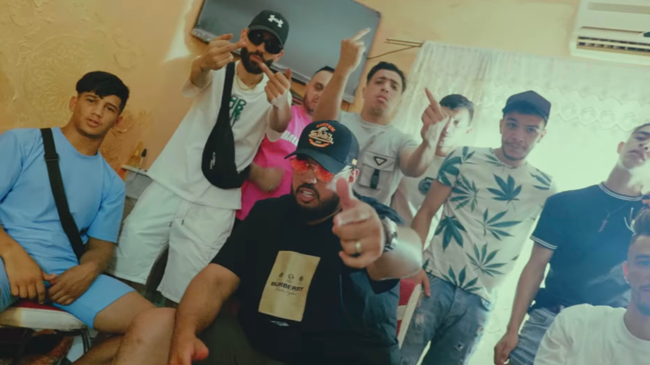 Kofs, un "algérien fâché"qui  dévoile son nouveau clip !