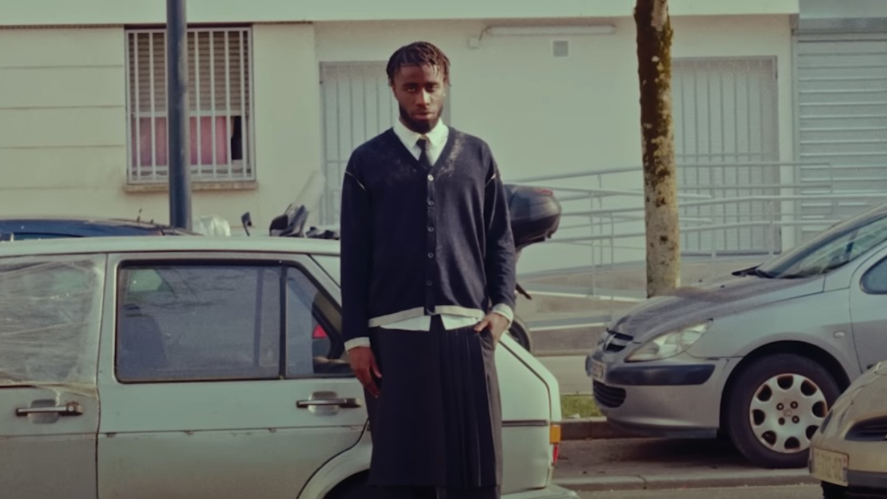 Kulturr te fait danser dans "Jojo"