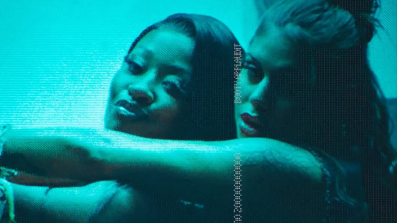 Lazuli et Angie donnent tout sur "Booty Applaudit"