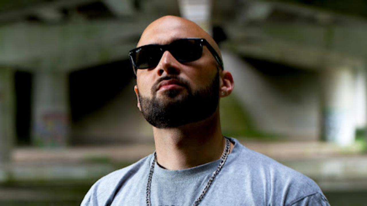 Lexical lâche son nouveau clip ''Bas Les Masques'' Lexical lâche son nouveau clip ''Bas Les Masques''