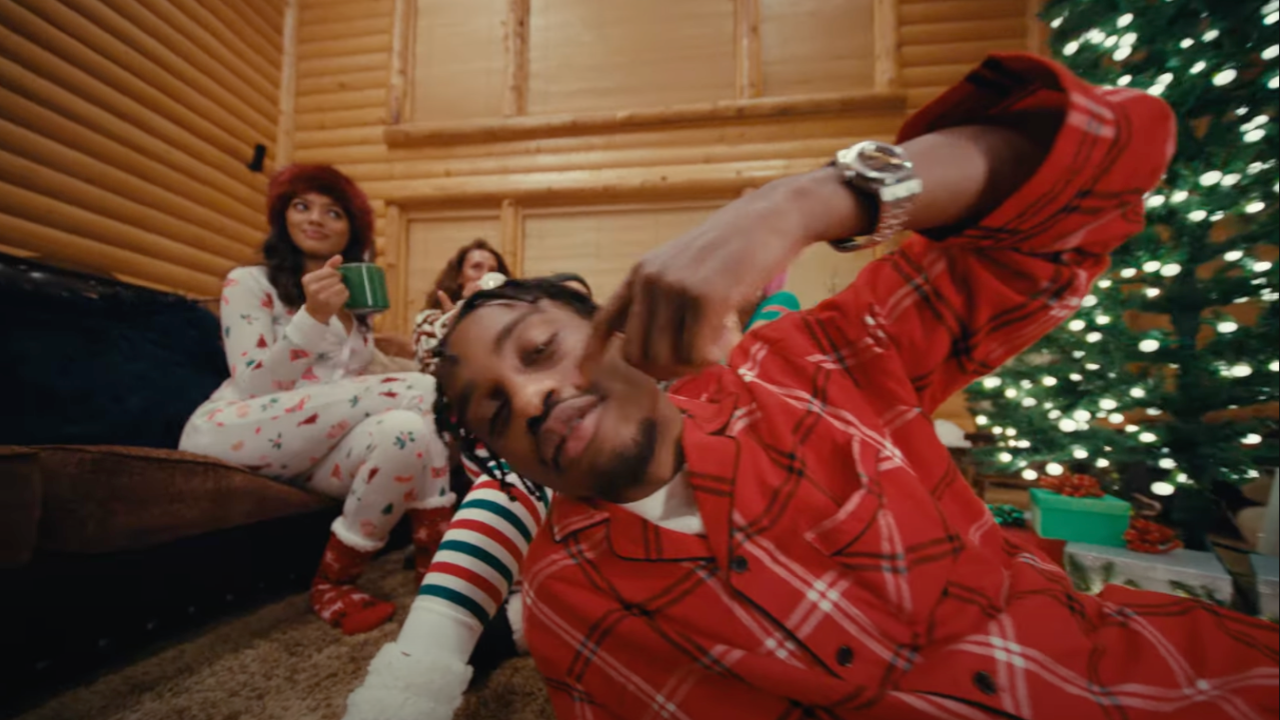 Lil Tjay & Fivio Foreign fêtent Noël dans "Last Christmas "