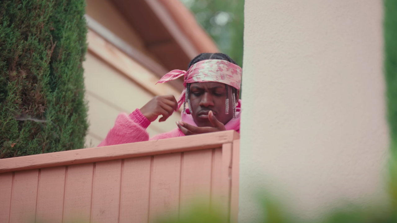 Lil Yachty balance le très coloré clip de "TESLA"
